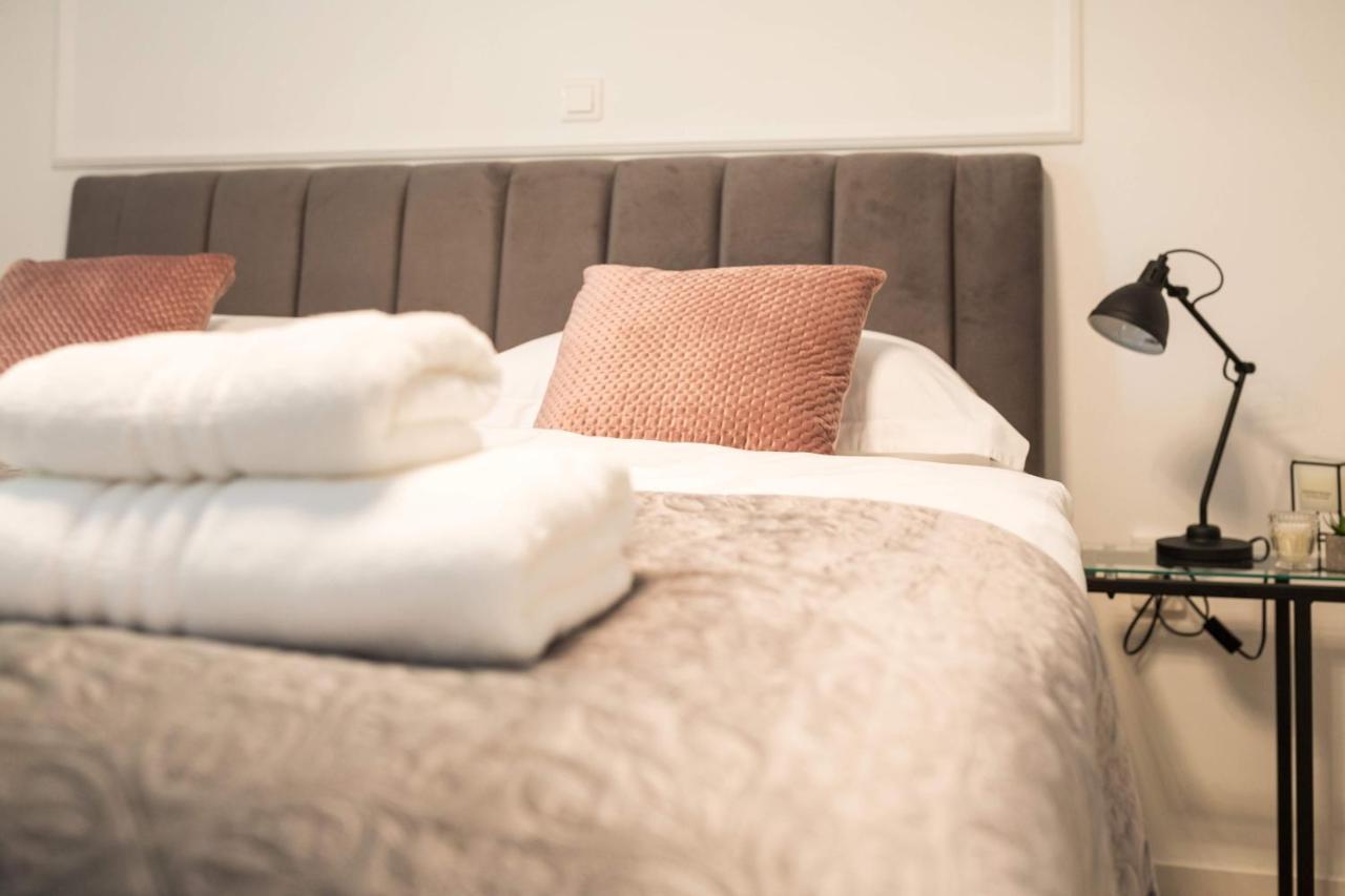 زادار Luxury Rooms With Balcony المظهر الخارجي الصورة